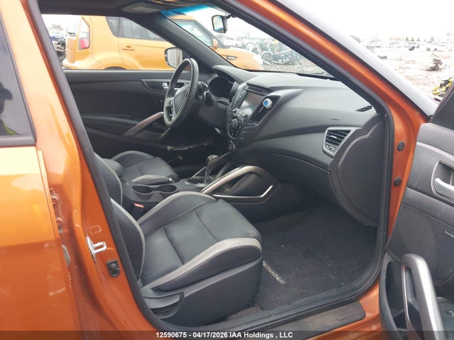12590675 :رقم المزاد ، KMHTC6AE7GU288146 vin ، 2016 Hyundai Veloster Turbo مزاد بيع
