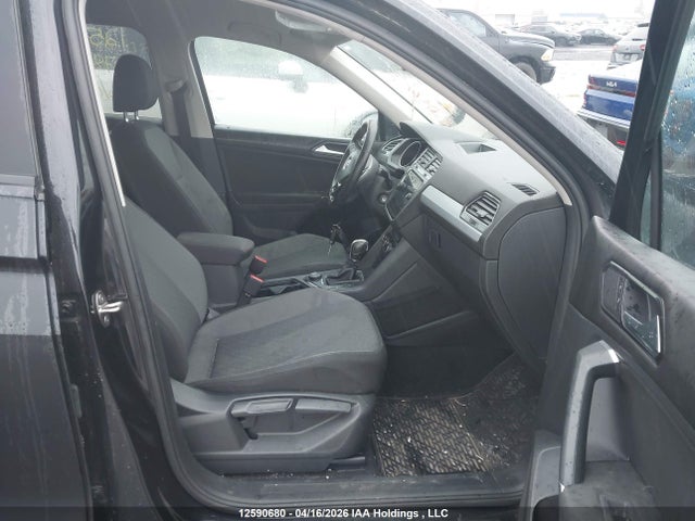 Продаж на аукціоні авто 2018 Volkswagen Tiguan Trendline, vin: 3VV0B7AX4JM078389, номер лоту: 12590680