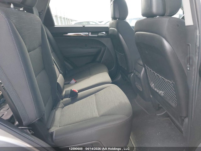 5XYKT3A6XFG614075 KIA SORENTO LX