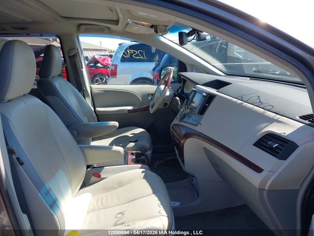 2013 Toyota Sienna Xle/limited მანქანა იყიდება აუქციონზე, vin: 5TDDK3DC3DS061234, აუქციონის ნომერი: 12590694