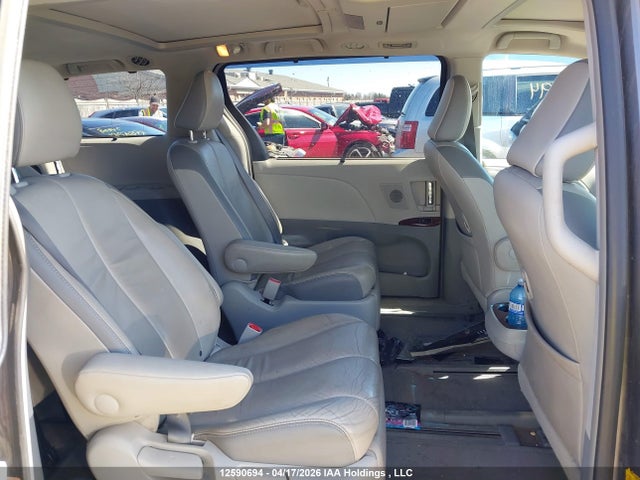 2013 Toyota Sienna Xle/limited მანქანა იყიდება აუქციონზე, vin: 5TDDK3DC3DS061234, აუქციონის ნომერი: 12590694