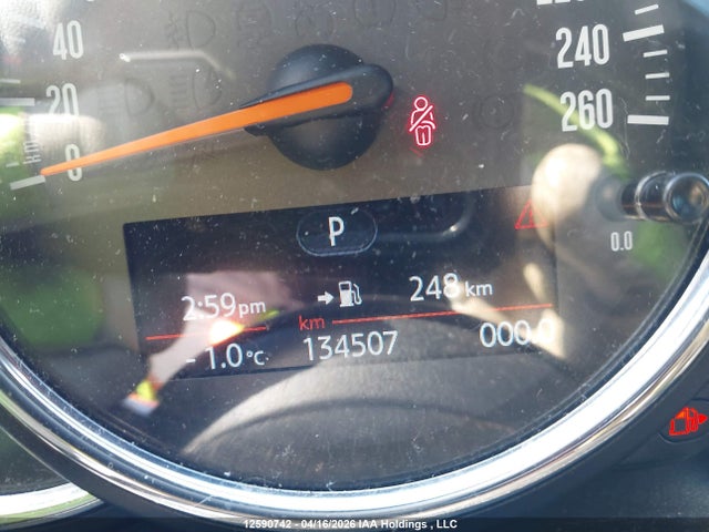 Mini Clubman Cooper S 2016 WMWLN9C57G2B30902 Image 15