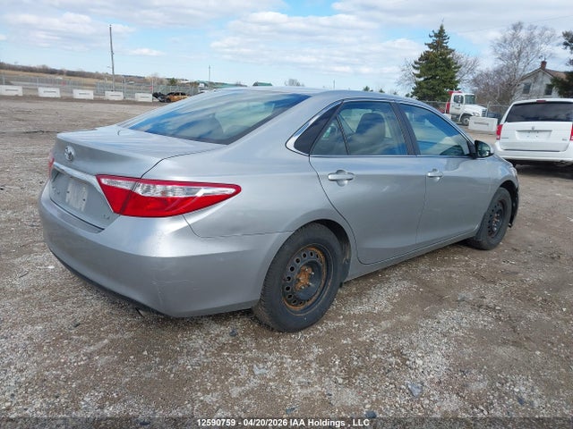 12590759 :رقم المزاد ، 4T1BF1FK9HU765911 vin ، 2017 Toyota Camry Le مزاد بيع
