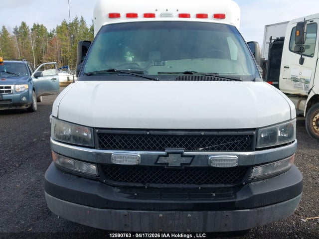 2015 Chevrolet Express G3500 მანქანა იყიდება აუქციონზე, vin: 1GB3G3CG5F1272425, აუქციონის ნომერი: 12590763