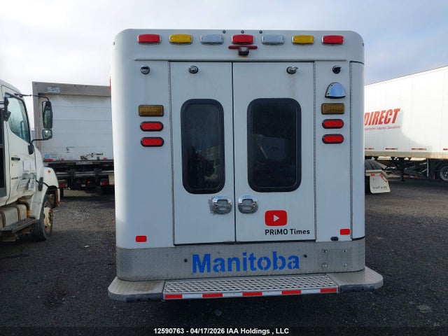 2015 Chevrolet Express G3500 მანქანა იყიდება აუქციონზე, vin: 1GB3G3CG5F1272425, აუქციონის ნომერი: 12590763