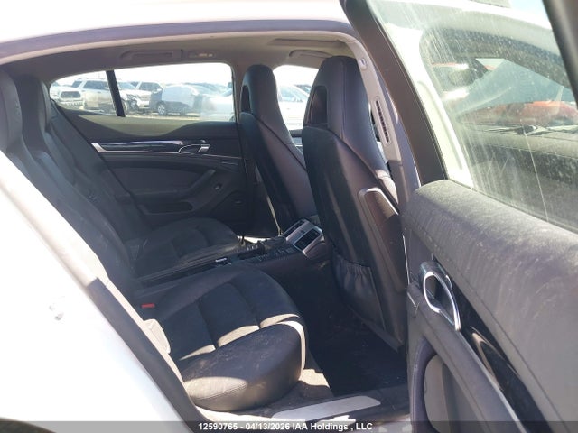12590765 :رقم المزاد ، WP0AA2A75GL001422 vin ، 2016 Porsche Panamera 2/2 Edition/4/4 Edition مزاد بيع