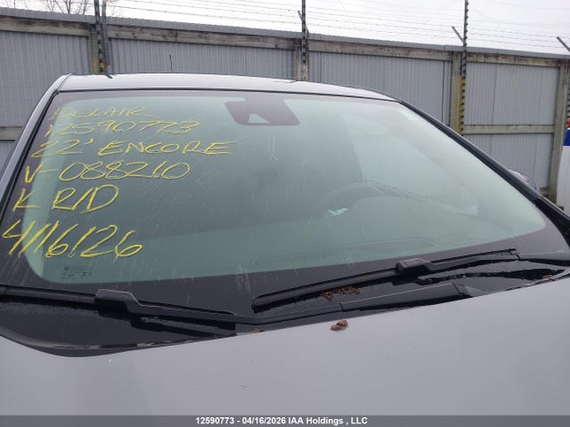 KL4MMBS21NB088210 Buick ENCORE GX