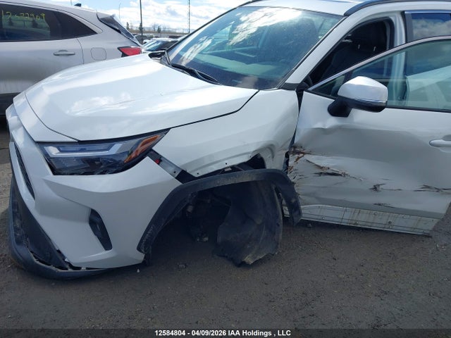 2024 Toyota Rav4 Xle მანქანა იყიდება აუქციონზე, vin: 2T3R1RFV5RW442695, აუქციონის ნომერი: 12584804