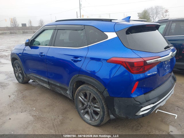 12590784 :رقم المزاد ، KNDEUCAA4M7053249 vin ، 2021 Kia Seltos S مزاد بيع