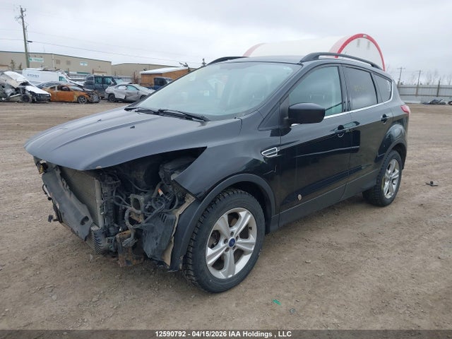 1FMCU9GX5FUA71054 Ford ESCAPE SE