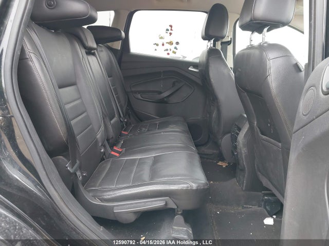 1FMCU9GX5FUA71054 Ford ESCAPE SE
