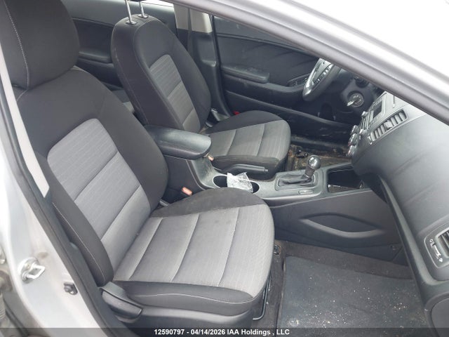 2015 Kia Forte 1.8l Lx/1.8l Lx+/lx+ Winter Edition მანქანა იყიდება აუქციონზე, vin: KNAFX4A66F5356042, აუქციონის ნომერი: 12590797