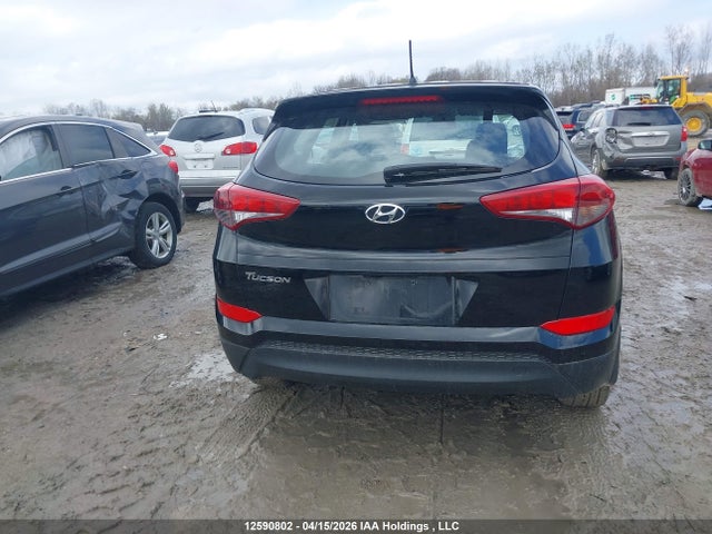 2018 Hyundai Tucson Base 2.0l მანქანა იყიდება აუქციონზე, vin: KM8J23A47JU631576, აუქციონის ნომერი: 12590802