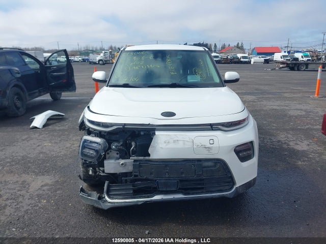 KNDJ33A15M7020102 KIA Soul Ev Limited