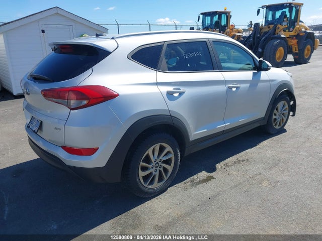 2016 Hyundai Tucson Limited/sport And Eco/se მანქანა იყიდება აუქციონზე, vin: KM8J3CA48GU043837, აუქციონის ნომერი: 12590809