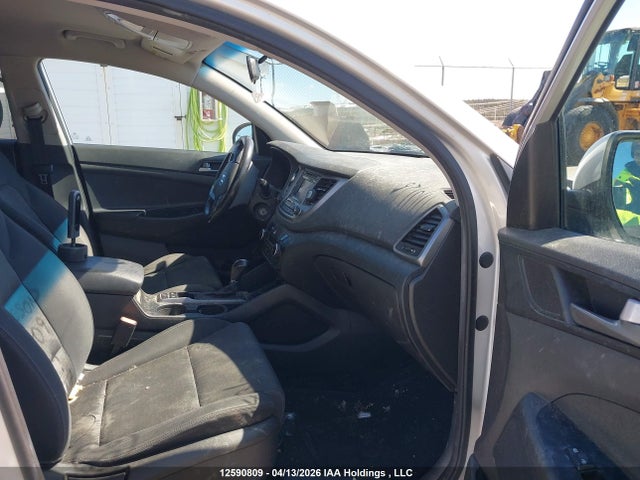 2016 Hyundai Tucson Limited/sport And Eco/se მანქანა იყიდება აუქციონზე, vin: KM8J3CA48GU043837, აუქციონის ნომერი: 12590809