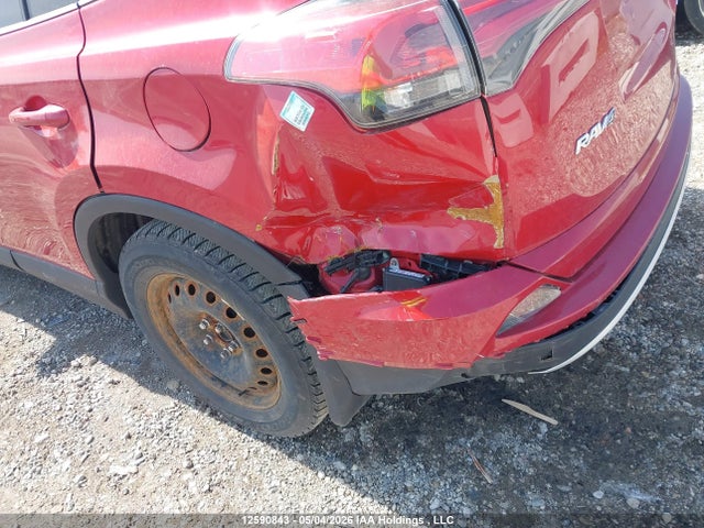 2016 Toyota Rav4 Xle მანქანა იყიდება აუქციონზე, vin: 2T3WFREV1GW260494, აუქციონის ნომერი: 12590843