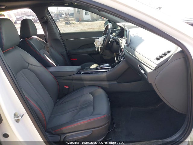 Продаж на аукціоні авто 2022 Hyundai Sonata Sport 1.6t 4dr, vin: KMHL44J26NA239798, номер лоту: 12590847