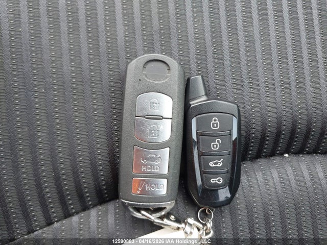 12590883 :رقم المزاد ، 3MZBM1L79FM186751 vin ، 2015 Mazda Mazda3 مزاد بيع