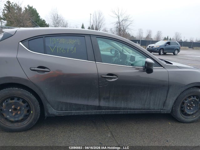 12590883 :رقم المزاد ، 3MZBM1L79FM186751 vin ، 2015 Mazda Mazda3 مزاد بيع
