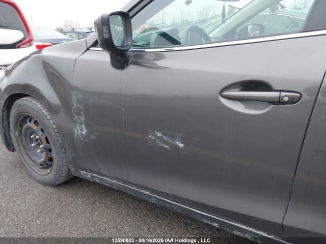 12590883 :رقم المزاد ، 3MZBM1L79FM186751 vin ، 2015 Mazda Mazda3 مزاد بيع