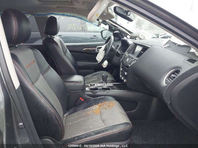 5N1DR2CM6LC643257 Nissan Pathfinder Sl