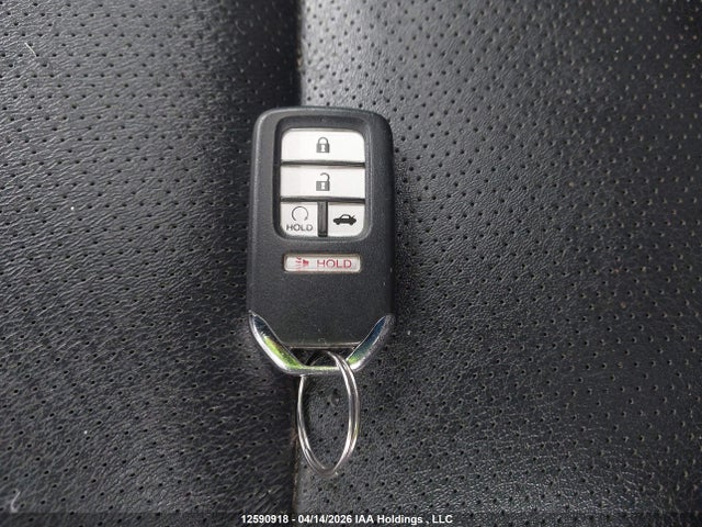 1HGCR3F98GA801081 Honda Accord Touring