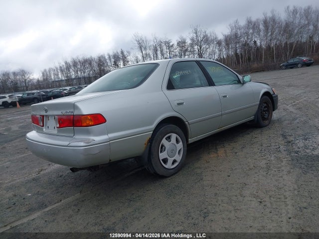 2000 Toyota Camry Ce/ce V6/le მანქანა იყიდება აუქციონზე, vin: JT2BG22K8Y0511264, აუქციონის ნომერი: 12590994