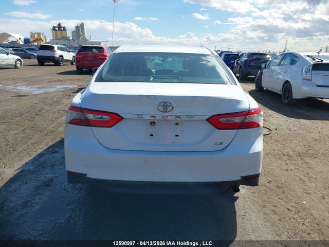 4T1B11HK0JU032437 Toyota Camry L/le/xle/se/xse