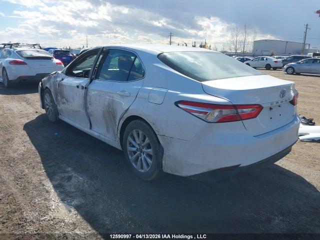 4T1B11HK0JU032437 Toyota Camry L/le/xle/se/xse