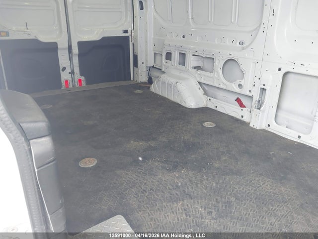 1FTYE9ZM5HKA95329 Ford Transit-150