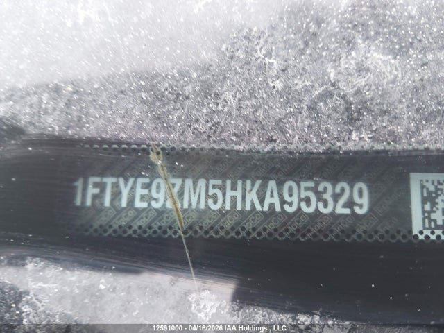 1FTYE9ZM5HKA95329 Ford Transit-150