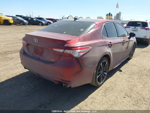 4T1B61HK6JU565295 Toyota CAMRY XSE
