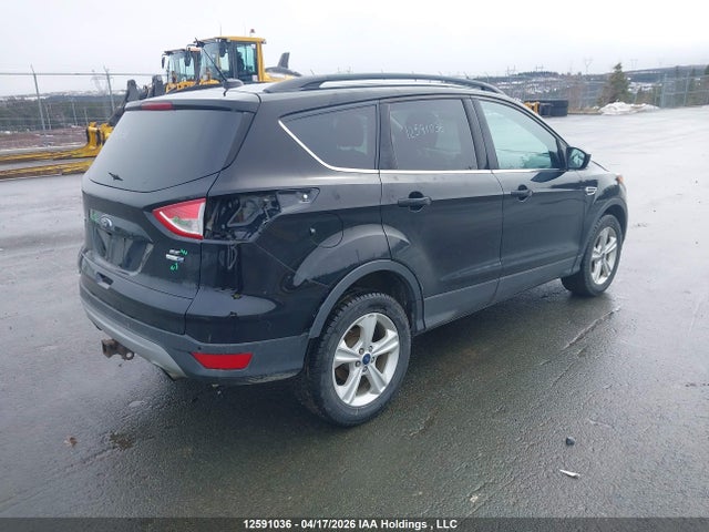 1FMCU9G99GUC70031 Ford ESCAPE SE