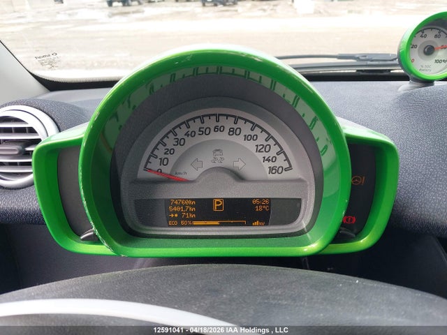 Продаж на аукціоні авто 2015 Smart Fortwo Electric Drive Passion, vin: WMEEJ9AA5FK834598, номер лоту: 12591041