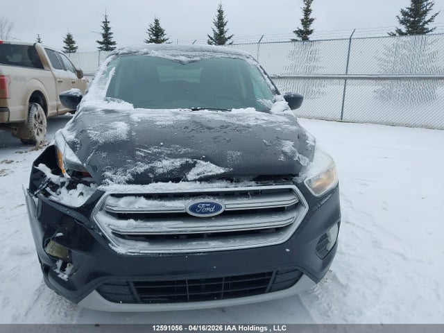 Продаж на аукціоні авто 2017 Ford Escape Se, vin: 1FMCU9GD6HUC36358, номер лоту: 12591056