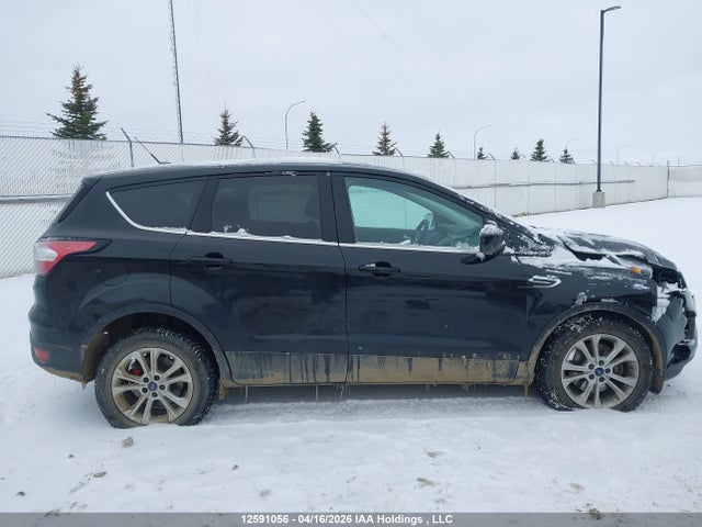 Продаж на аукціоні авто 2017 Ford Escape Se, vin: 1FMCU9GD6HUC36358, номер лоту: 12591056