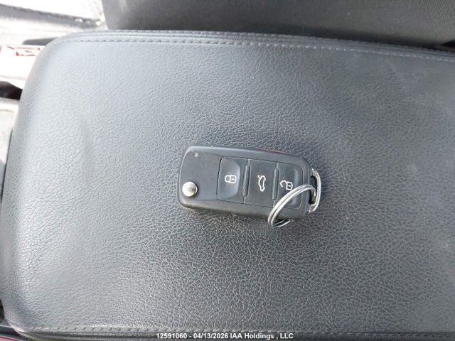 12591060 :رقم المزاد ، 1VWAS7A34FC097384 vin ، 2015 Volkswagen Passat S مزاد بيع