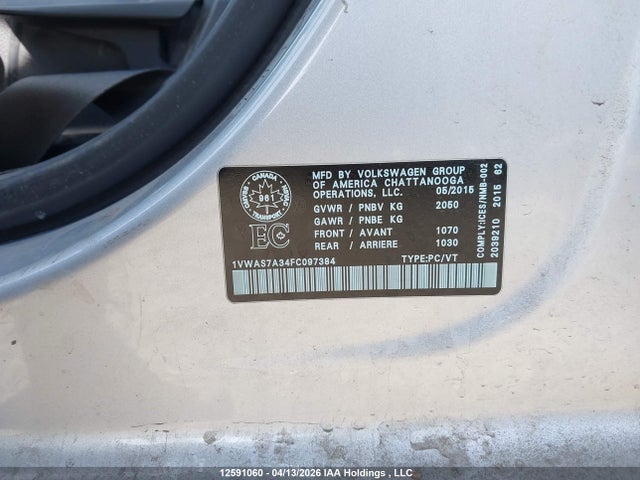 12591060 :رقم المزاد ، 1VWAS7A34FC097384 vin ، 2015 Volkswagen Passat S مزاد بيع