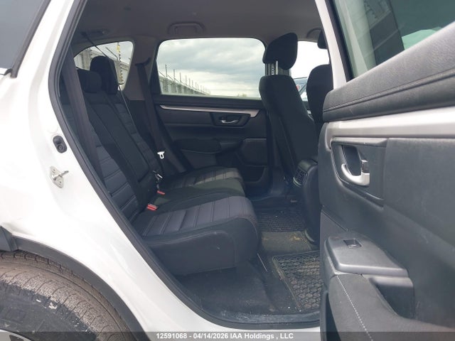 2HKRW2H23JH105661 Honda CR-V LX