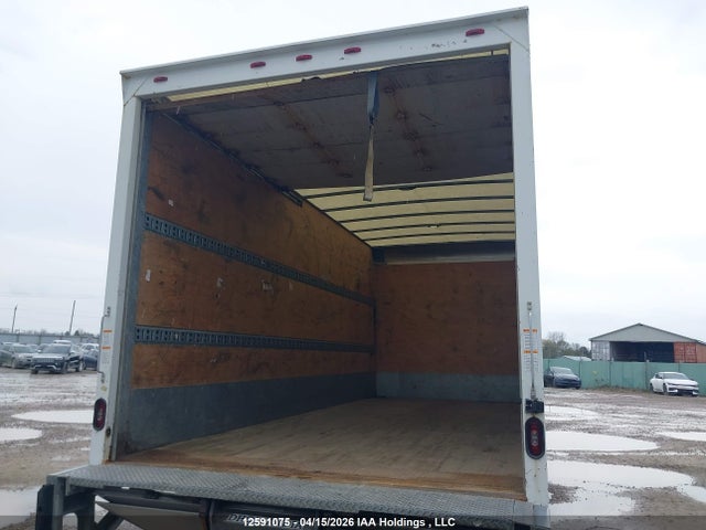 JALE5W16XJ7302528 Isuzu NRR
