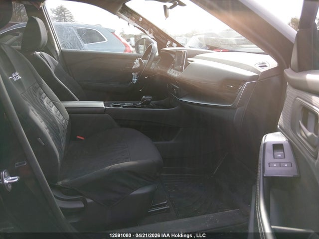 5N1AT3AB9NC670418 Nissan Rogue