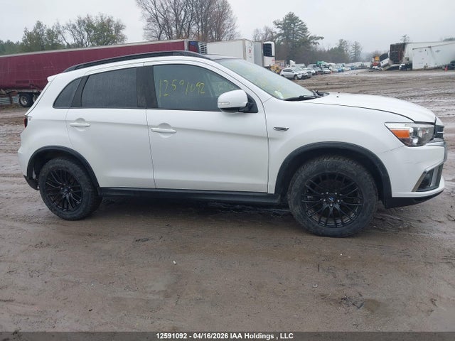 JA4AJ4AW5JZ613136 Mitsubishi Rvr Gt/se Anniversary Edition/se Limited Edition