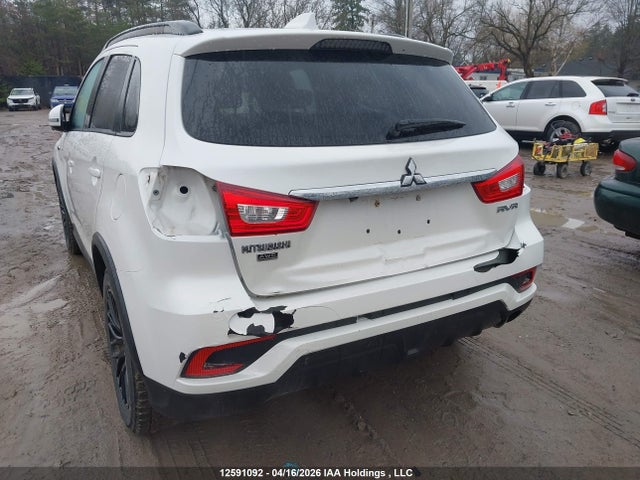 JA4AJ4AW5JZ613136 Mitsubishi Rvr Gt/se Anniversary Edition/se Limited Edition