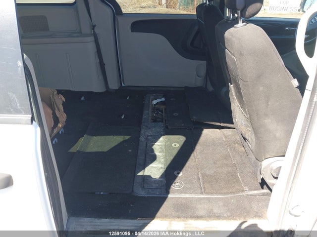 12591095 :رقم المزاد ، 2C4RDGBG2FR567257 vin ، 2015 Dodge Grand Caravan Se/sxt مزاد بيع