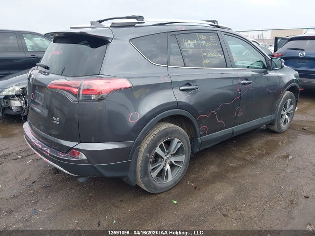 2016 Toyota Rav4 Xle მანქანა იყიდება აუქციონზე, vin: 2T3RFREV9GW467079, აუქციონის ნომერი: 12591096