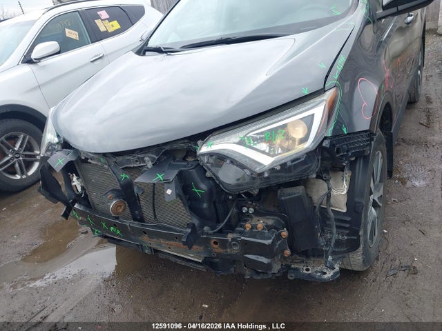 2016 Toyota Rav4 Xle მანქანა იყიდება აუქციონზე, vin: 2T3RFREV9GW467079, აუქციონის ნომერი: 12591096