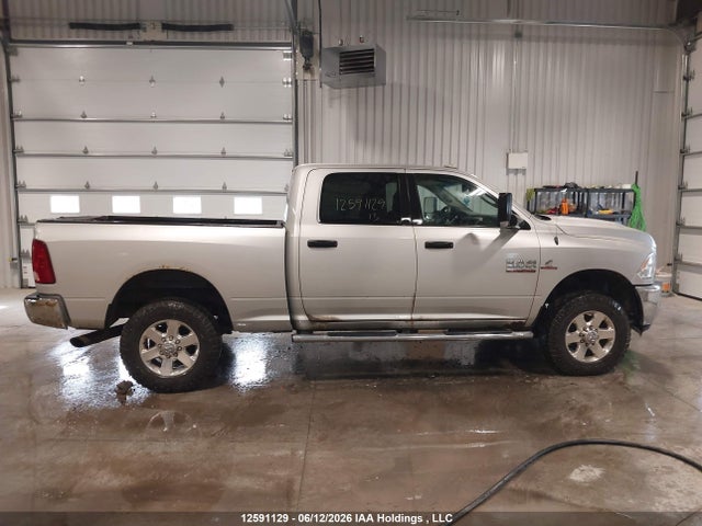 2013 Ram 3500 Slt მანქანა იყიდება აუქციონზე, vin: 3C63R3DL7DG582521, აუქციონის ნომერი: 12591129