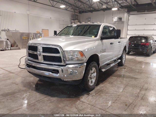 2013 Ram 3500 Slt მანქანა იყიდება აუქციონზე, vin: 3C63R3DL7DG582521, აუქციონის ნომერი: 12591129