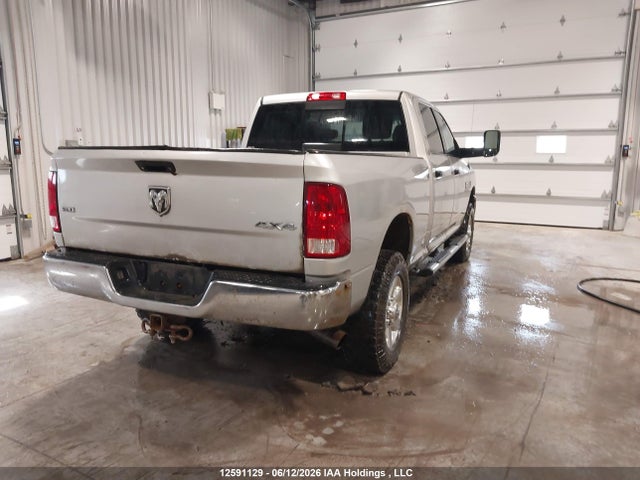 2013 Ram 3500 Slt მანქანა იყიდება აუქციონზე, vin: 3C63R3DL7DG582521, აუქციონის ნომერი: 12591129